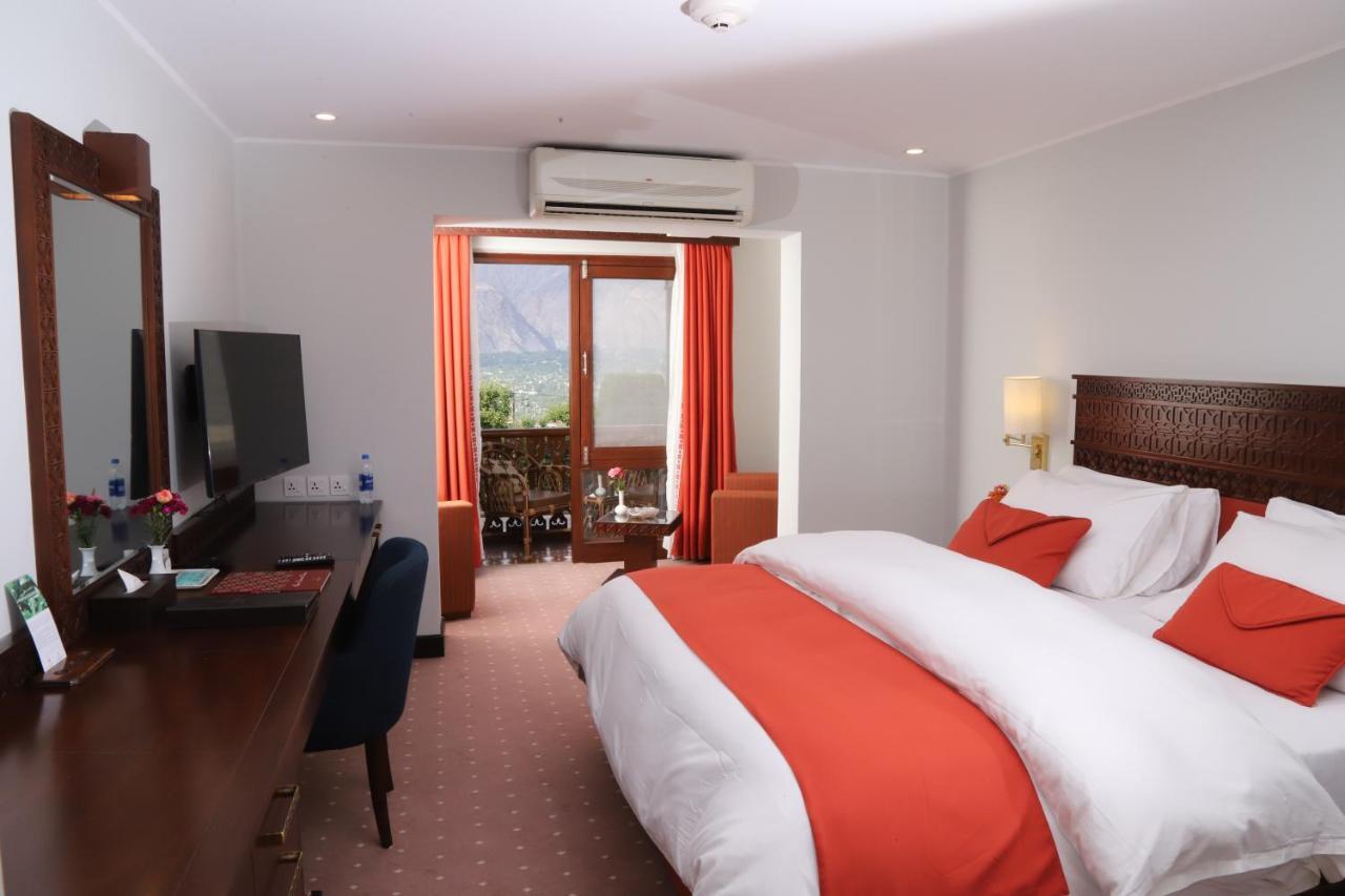 Gilgit Serena Hotel מראה חיצוני תמונה