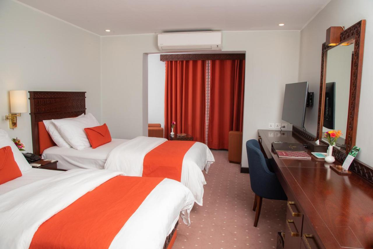 Gilgit Serena Hotel מראה חיצוני תמונה