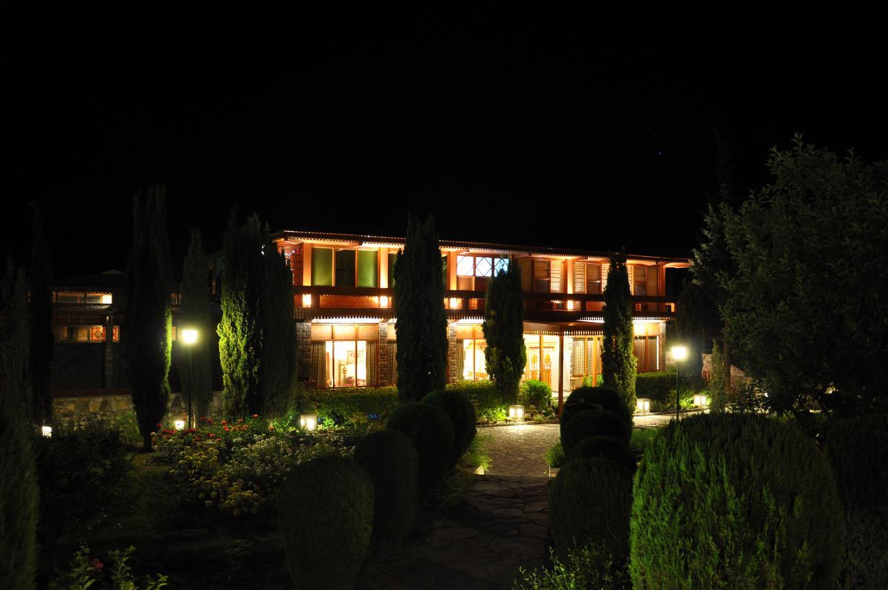 Gilgit Serena Hotel מראה חיצוני תמונה
