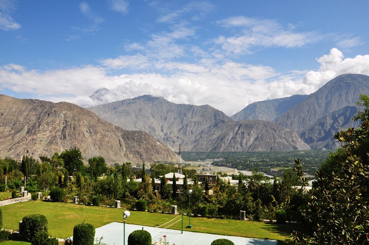 Gilgit Serena Hotel מראה חיצוני תמונה