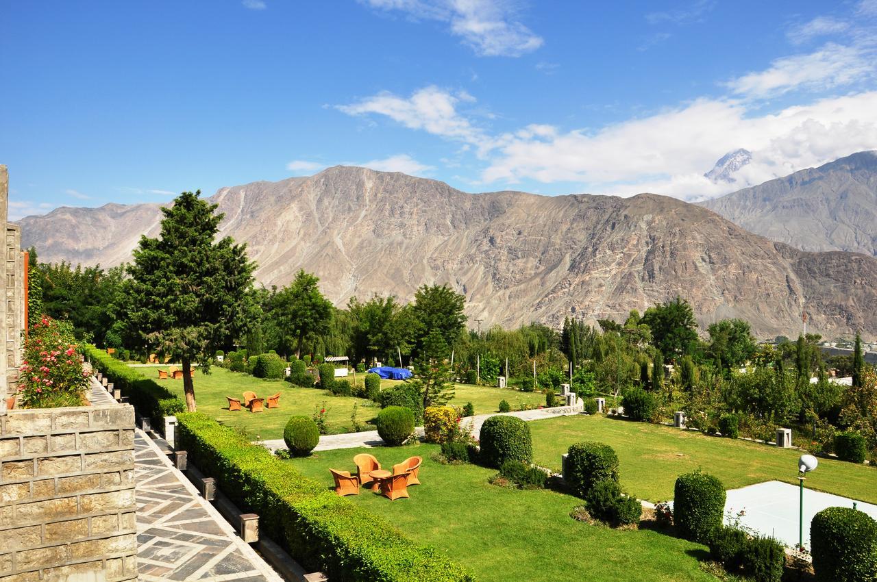 Gilgit Serena Hotel מראה חיצוני תמונה