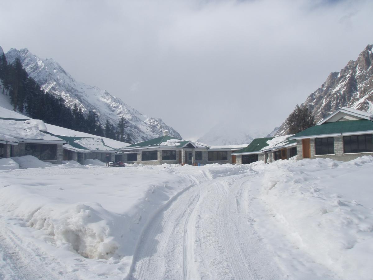 Gilgit Serena Hotel מראה חיצוני תמונה