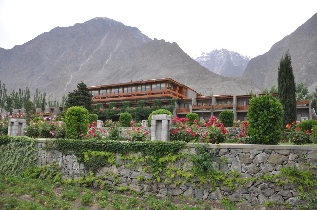 Gilgit Serena Hotel מראה חיצוני תמונה