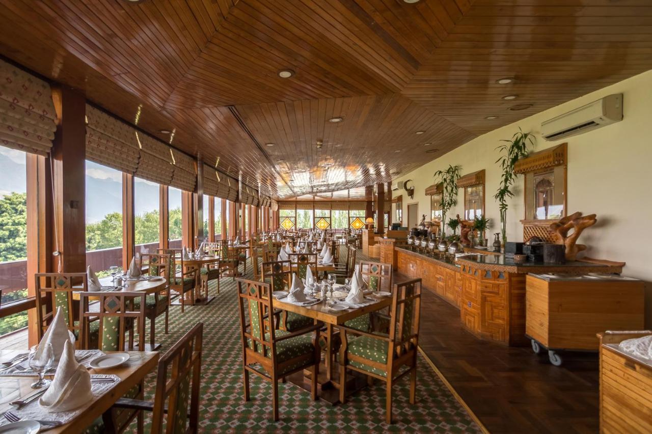 Gilgit Serena Hotel מראה חיצוני תמונה
