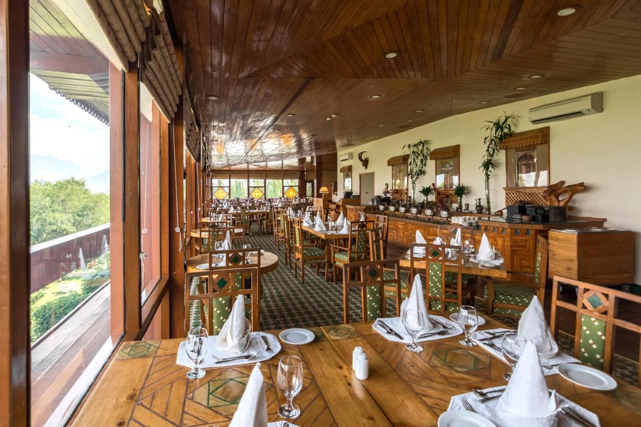 Gilgit Serena Hotel מראה חיצוני תמונה
