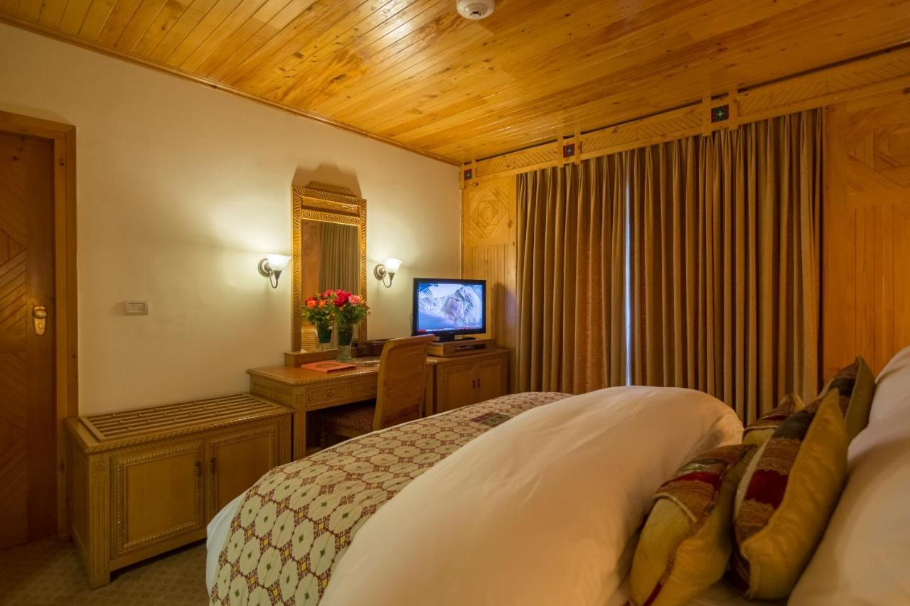 Gilgit Serena Hotel מראה חיצוני תמונה